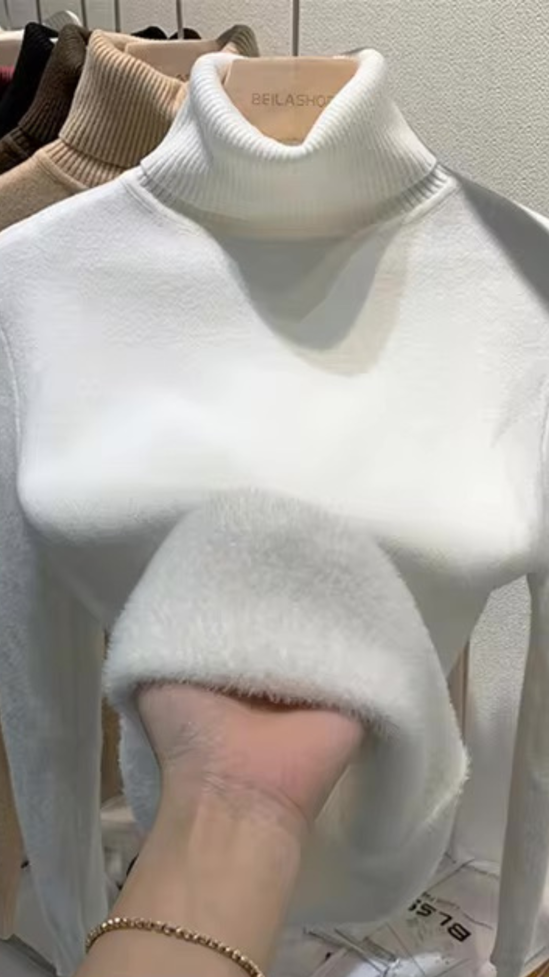 EMBER • Turtleneck Sweater