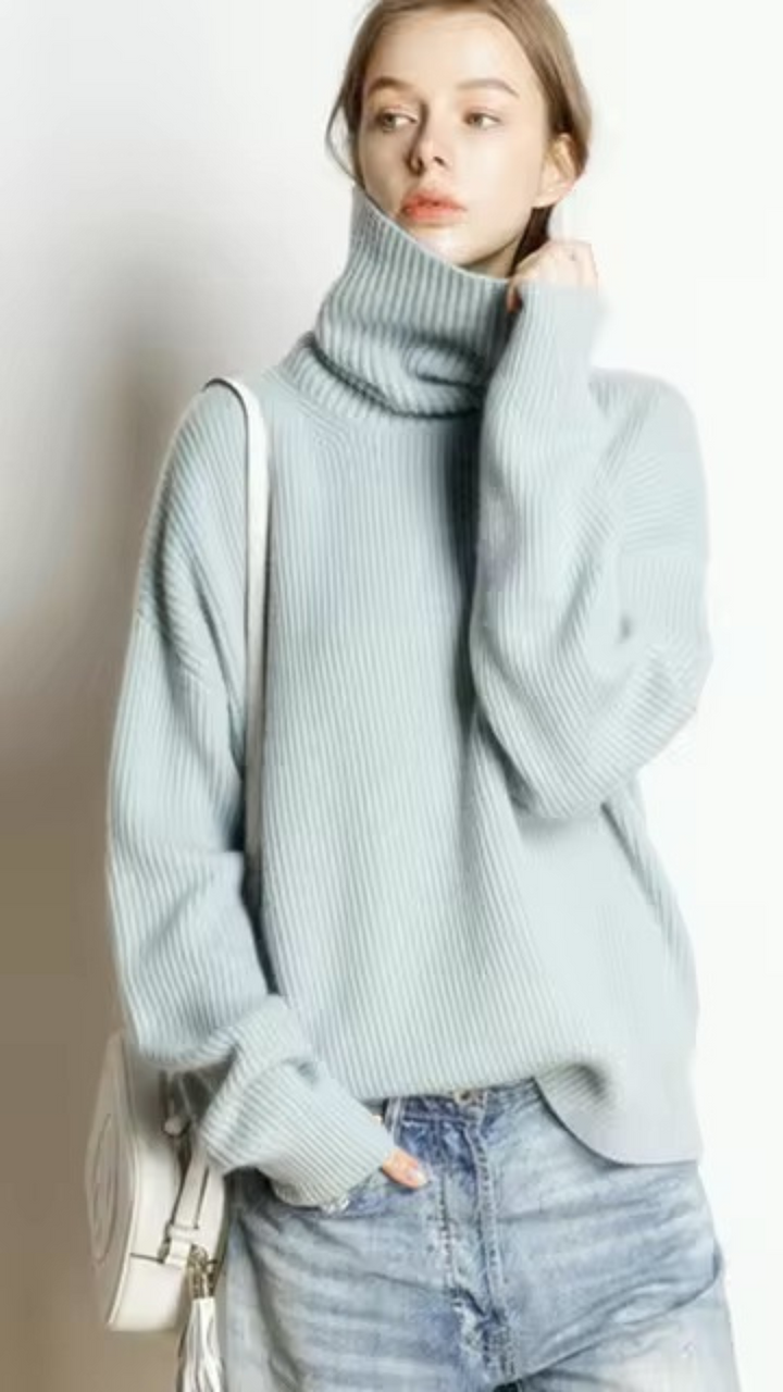 EMBER • Turtleneck Sweater